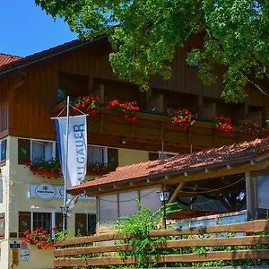 Rose 3* Oy-Mittelberg